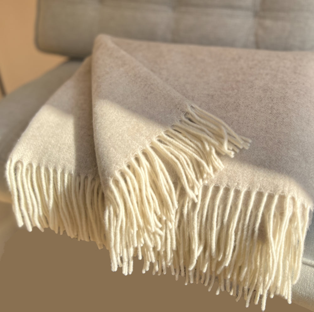 Luxury Cashmere Blanket Throw Natural Light Beige hue 